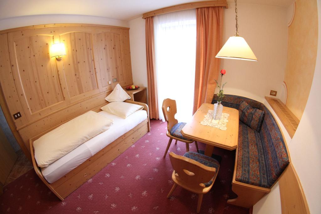 Hotel Val Selva di Val Gardena Oda fotoğraf